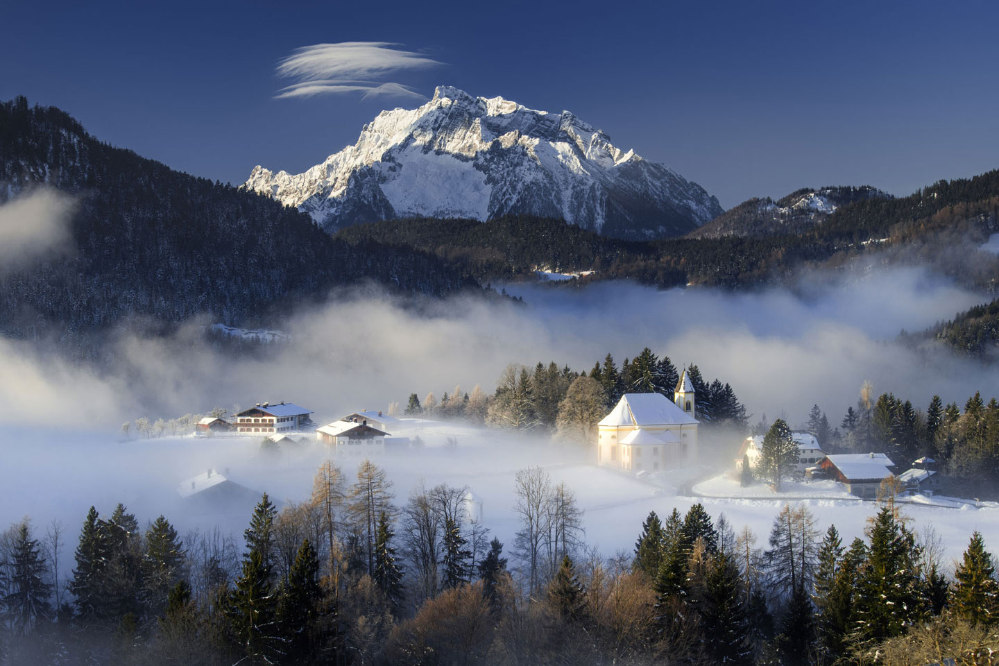 berg-schnee-winter-dorf-kirche-berchtesgaden-hochkalter-1301151947