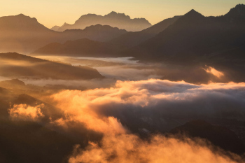 aussicht-bayerische-alpen-sonnenaufgang-2109250608