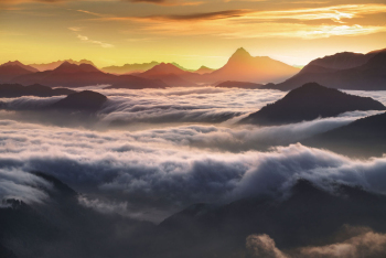 bayerische-alpen-gipfel-sonnenaufgang-1910220642