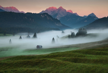 bayerische-alpen-gipfel-zugspitze-1807250546