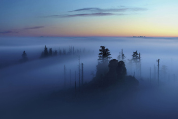 bayerischer-wald-felsen-1512291758