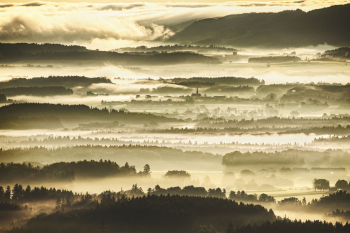 bayern-landschaft-idylle-2107120512