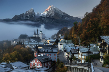berchtesgaden-watzmann-stadt-2110240630