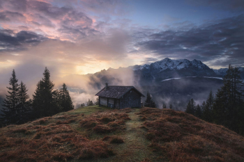 berghuette-almhuette-gebirge-alpen-1911010645