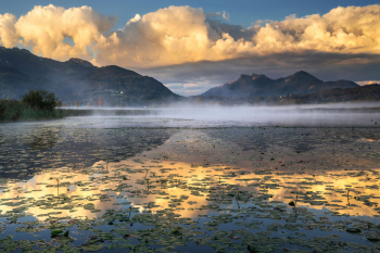 chiemsse-spiegelung-sonnenaufgang-2209060549