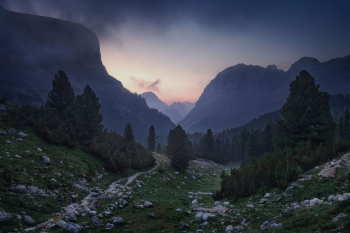 dolomiten-blaue-stunde-morgen-1908120440