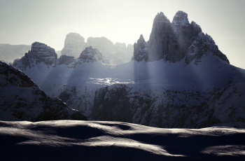 dolomiten-sonnenaufgang-drei-zinnen-winter-1403080839