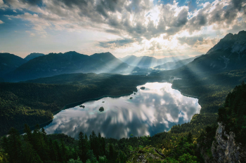 eibsee-zugspitze-sonnenaufgang-1807260655