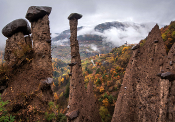 erdpyramides-segonzano-trentino-italia-2111141125