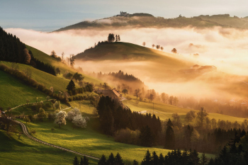 oesterreich-landschaft-sonnenaufgang-2204280522